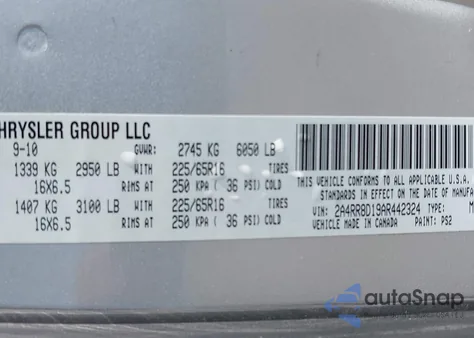 2010 Chrysler Town & Country Touring Plus z USA, uszkodzony, nr VIN 2A4RR8D19AR442324